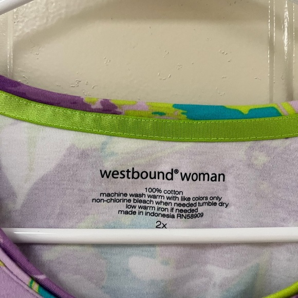 Patterned Top - Picture 2 of 3